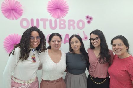 Outubro Rosa: palestra destaca importância da conscientização sobre a prevenção