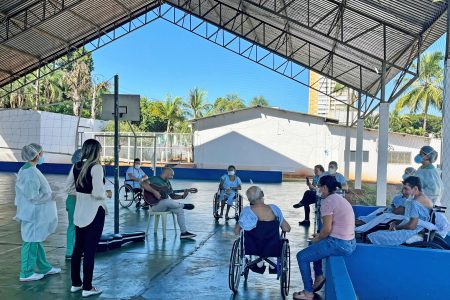 Projeto Passeio Terapêutico e Musicalidade reforçam humanização no CEAP-SOL
