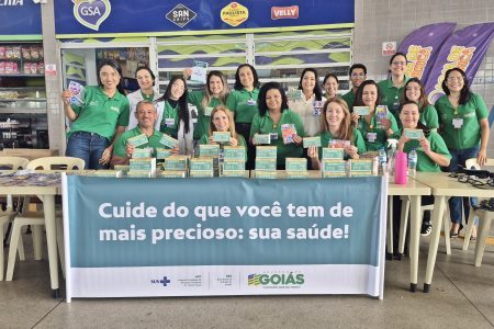 HDT leva atendimento e prevenção a terminal de ônibus no Dia Nacional da Saúde