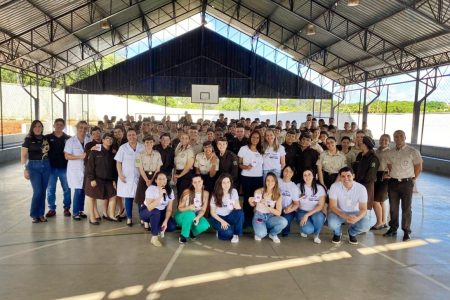 HDT leva conscientização sobre tuberculose a estudantes em Goiânia