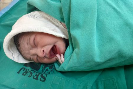 Nasce no Azevedo Lima o primeiro bebê de 2023 da rede estadual de saúde do RJ
