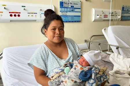 HRJR traz ao mundo os dois primeiros bebês caiçaras de 2026