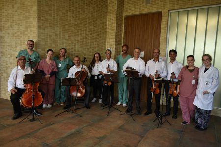 Apresentação Musical promove conforto espiritual e alento aos pacientes no HRLN