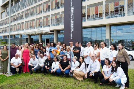 HRLN presta homenagem a familiares e amigos de Francine Maia França