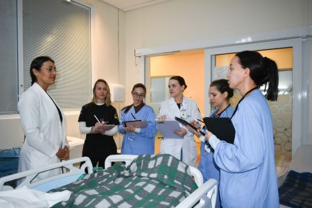 Parceria com a UNITAU fortalece a assistência, o ensino e a qualificação profissional no HRLN